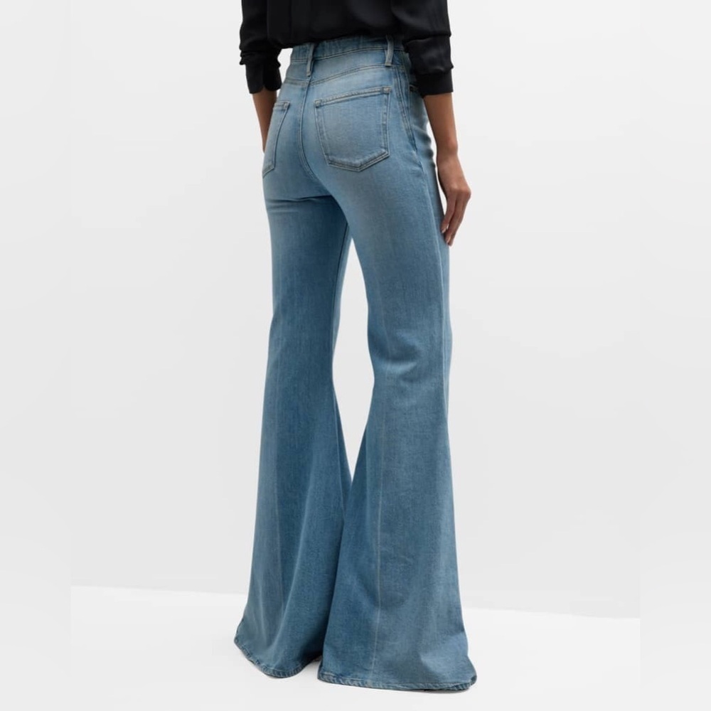 FRAME
High Rise Flare Jeans - Picture 3 of 6
